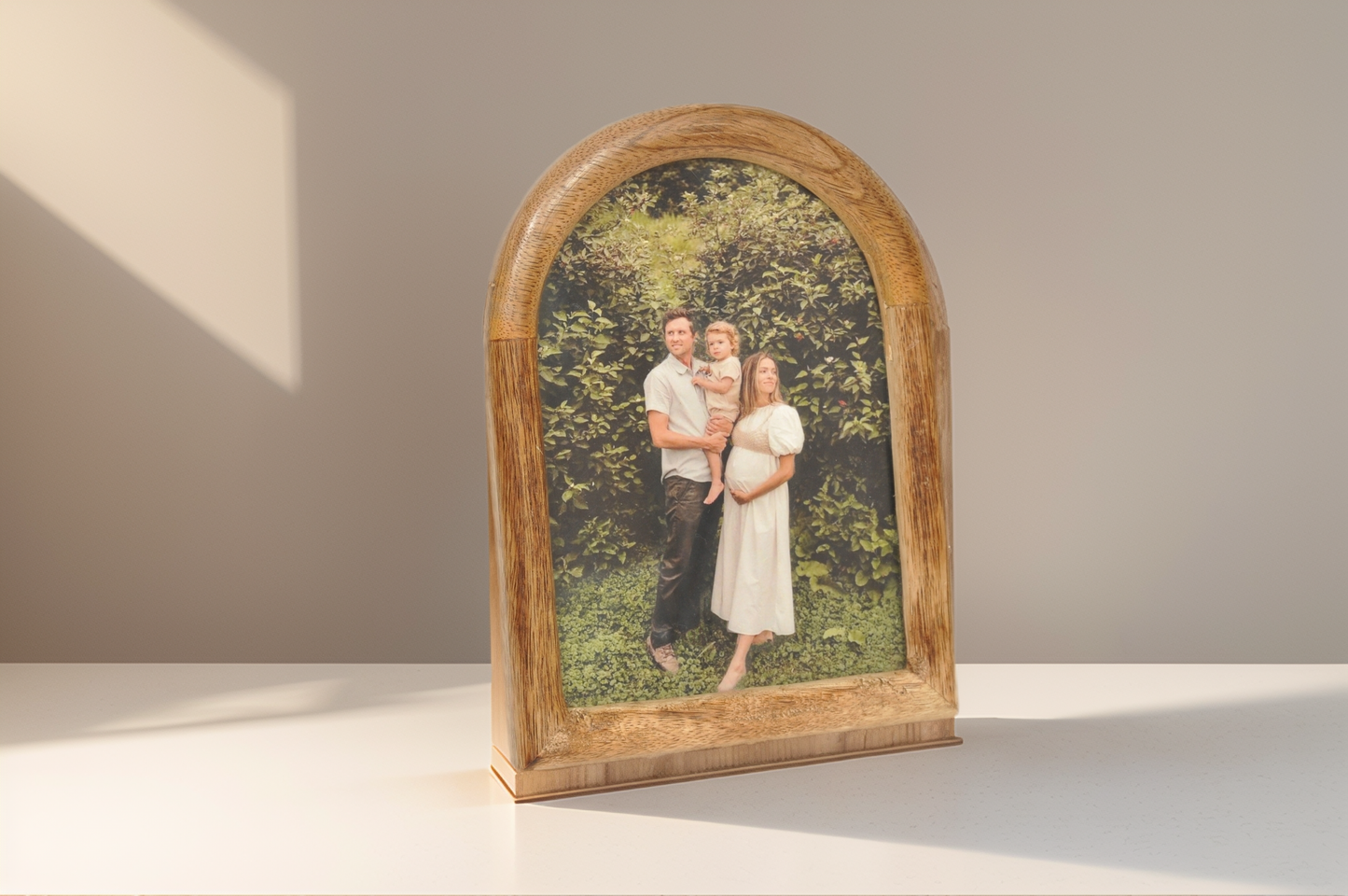 Handcrafted Wooden Arch Photo Frame 15x20 cm