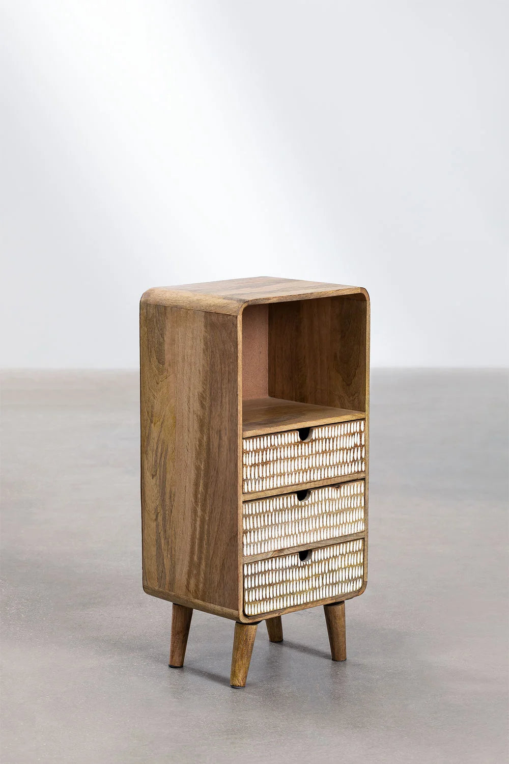 Yulara mango wood nightstand with 3 drawers