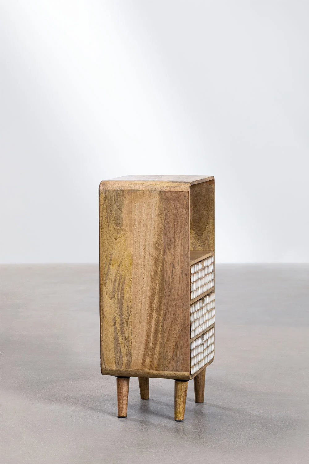 Yulara mango wood nightstand with 3 drawers