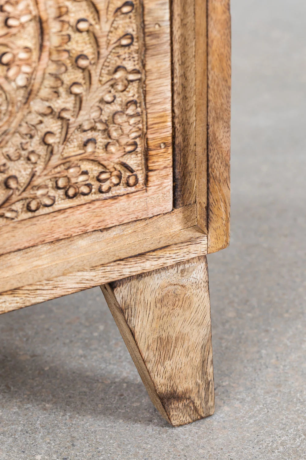 Utara Mango Wood Chest of Drawers