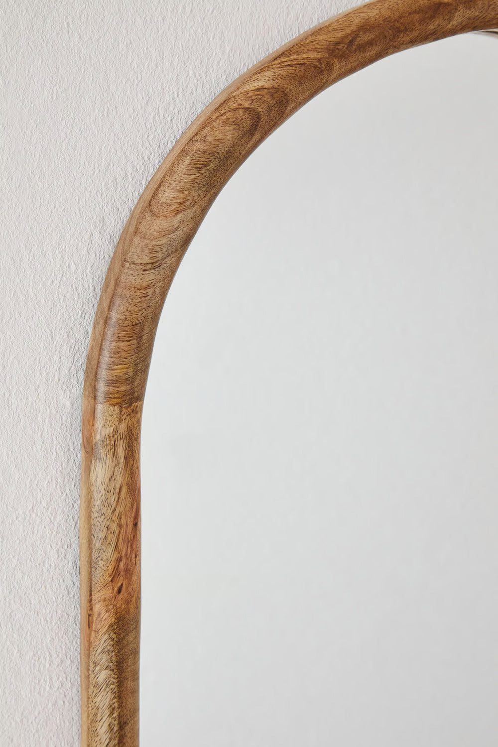 Munya oval mango wood wall mirror
