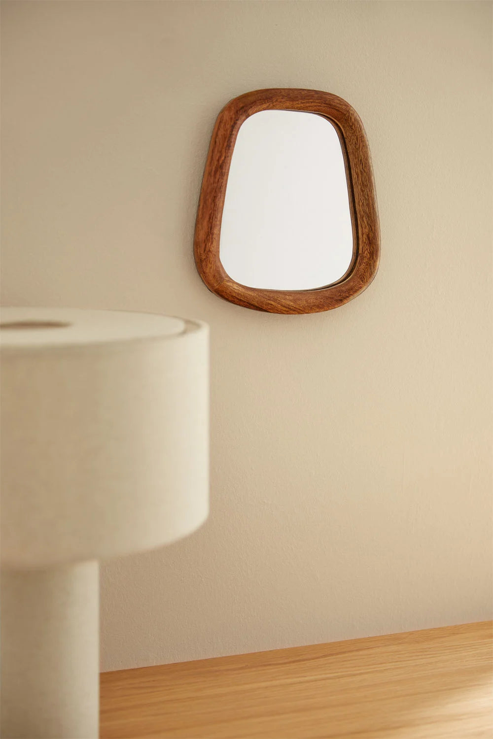Gabael Rectangular Mango Wood Wall Mirror (19x22 cm)